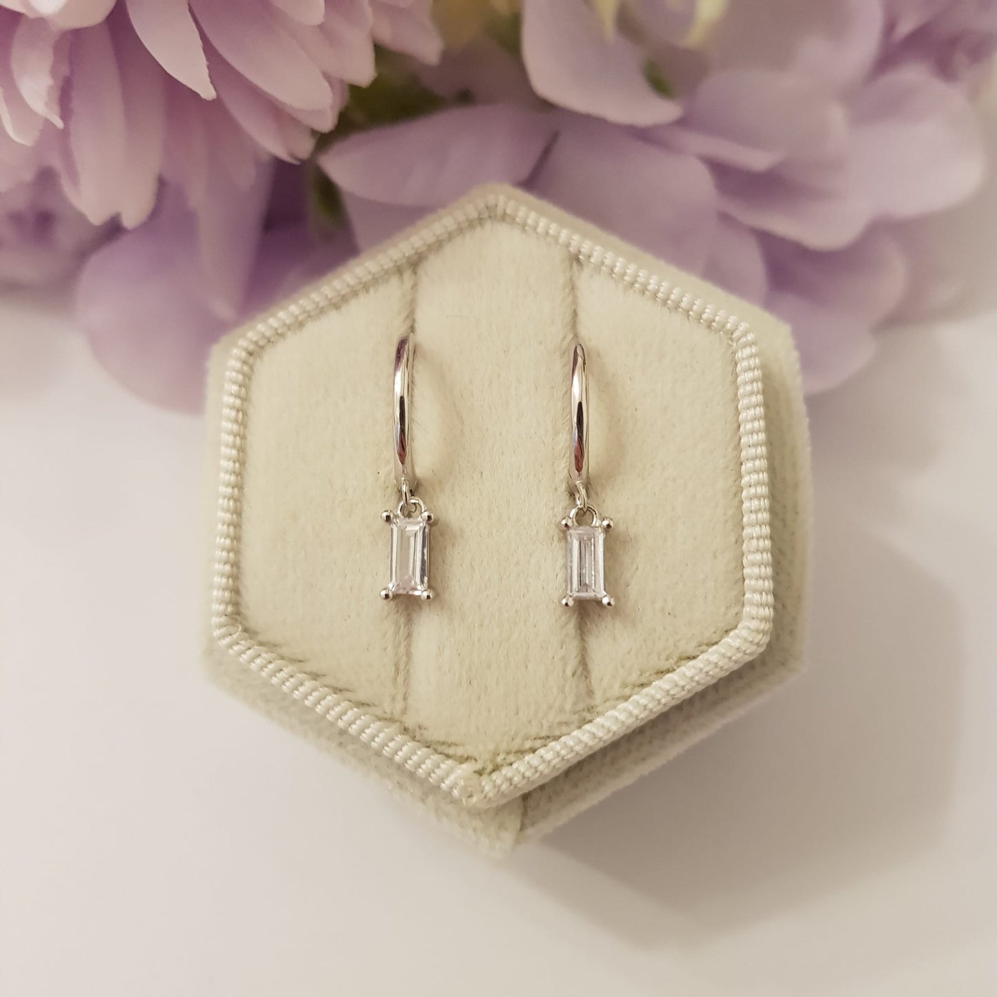 Square earrings