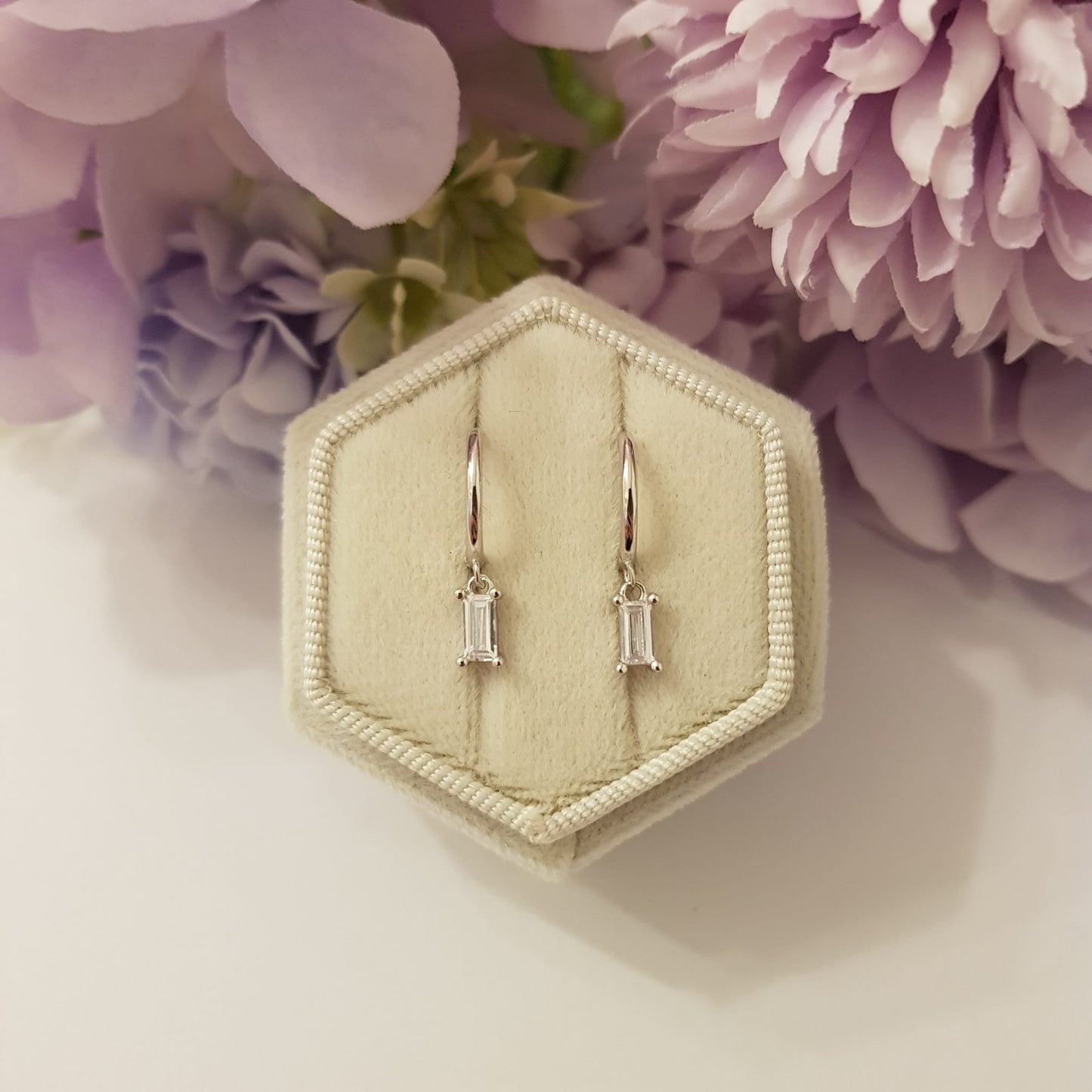 Square earrings