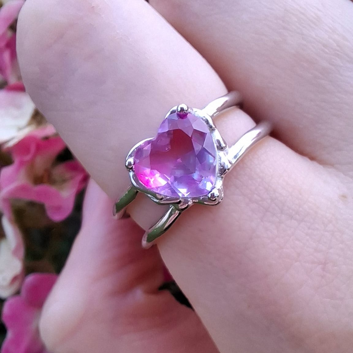 Ring Dripping Heart Violet-Blue