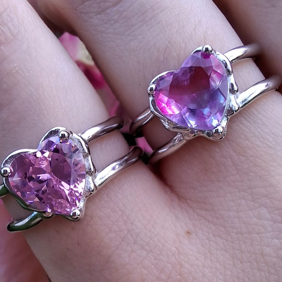 Ring Dripping Heart Violet-Blue